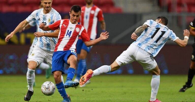 El equipo que prepara Alfaro para enfrentar a la Selección, con un argentino de titular