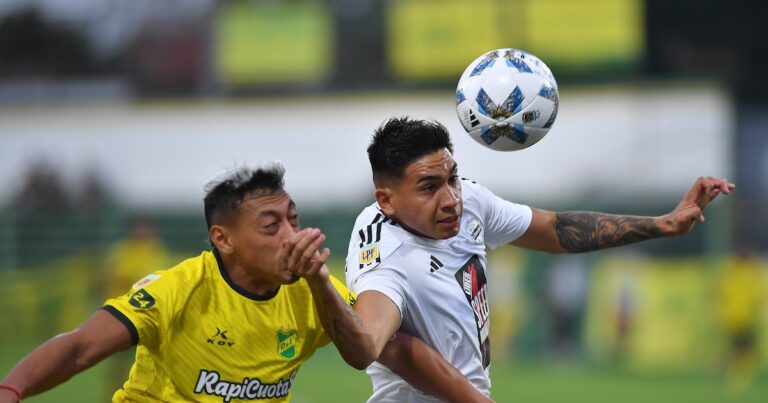 Defensa y Justicia recibe a Riestra con la misión de ganar para acercarse a la Copa Sudamericana del próximo año