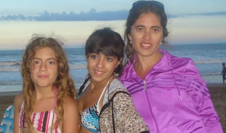 Su cuerpo se hinchaba de forma extraña, se sentía débil, temerosa y angustiada: Mi familia no entendía qué pasaba