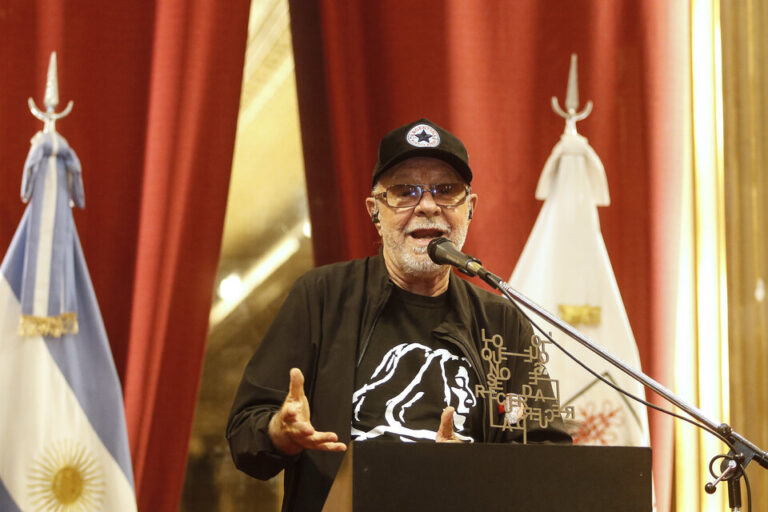 En honor a León Gieco, el Día del Músico Solidario