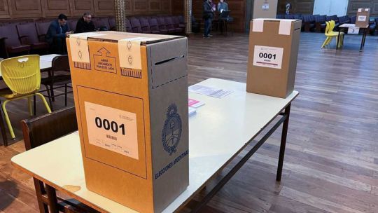 El Gobierno envió un proyecto para derogar las PASO, pero deberá tratarlo en sesiones extraordinarias