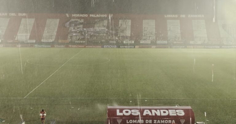 La tormenta eléctrica hizo suspender la semifinal entre Los Andes y Armenio