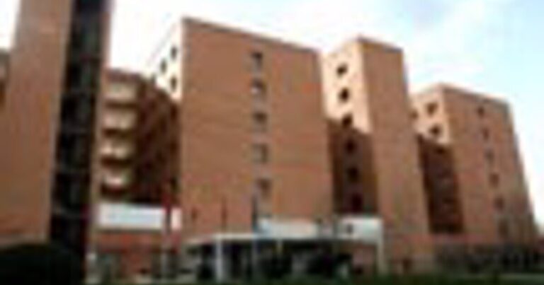 Condenado a 18 años de cárcel por degollar a un enfermero del hospital de Alcalá de Henares (Madrid)