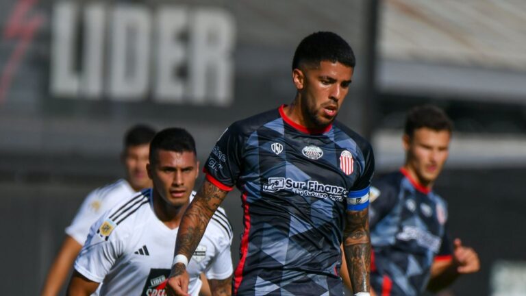 Deportivo Riestra y Barracas Central empataron sin goles en la apertura de la fecha 26