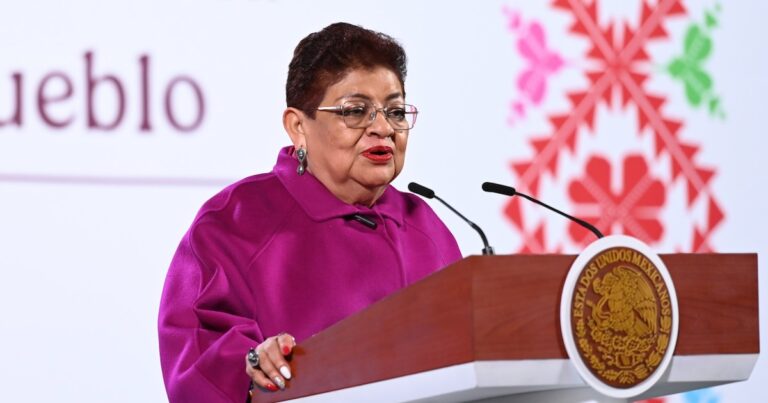 Exhiben millonario guardarropa de Ernestina Godoy; es fan de esta marca cuyas prendas cuestan hasta 10 mil pesos