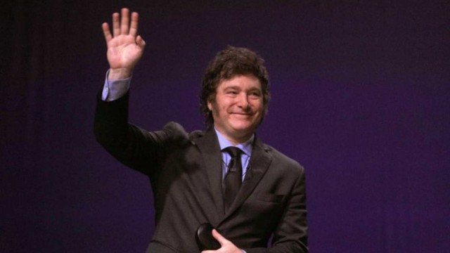 Milei asegura que su popularidad se encuentra en su punto más alto, con oscilaciones de +3 o -3