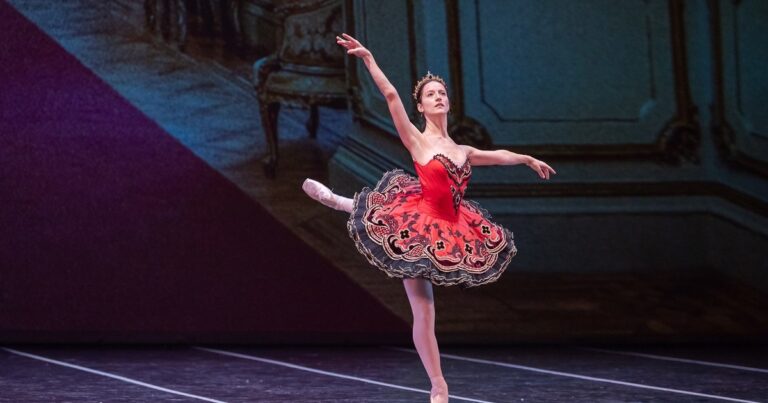 El Ballet del Colón presentó tres obras, una mejor que la otra