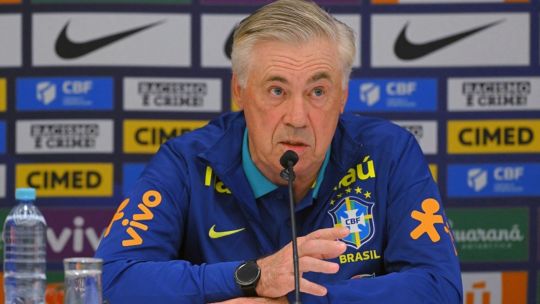 Ancelotti debuta en Brasil y Paraguay vs Uruguay clave: a qué hora juegan y cómo verlo en vivo