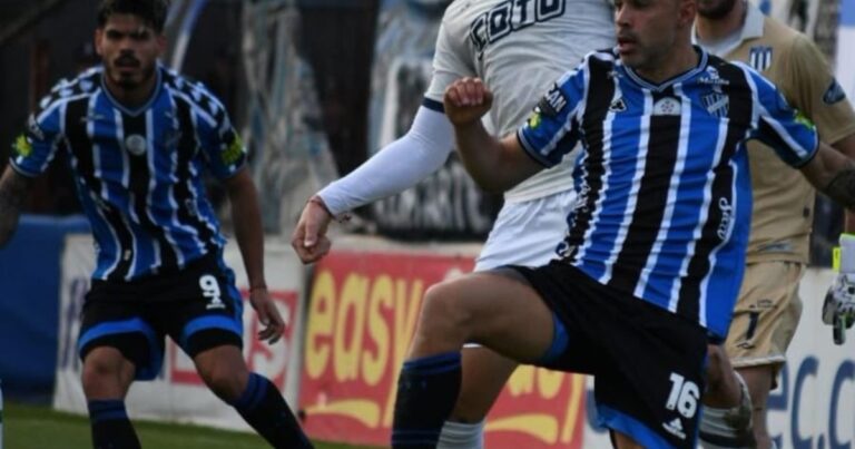Tristán Suárez ganó un partidazo con uno menos