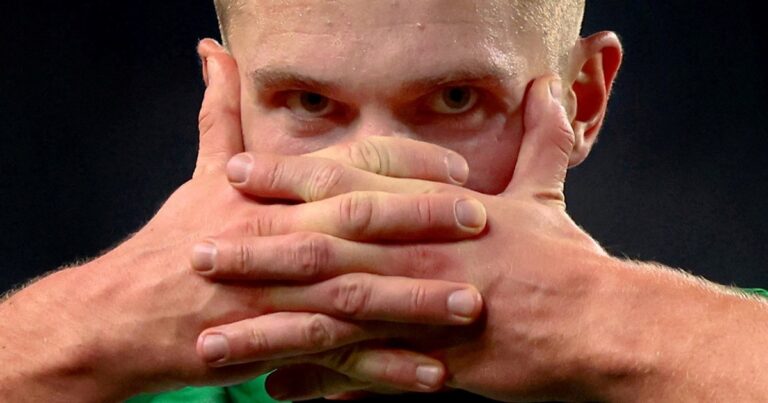 El máximo goleador del mundo en 2024 está a un paso de jugar en la Premier League