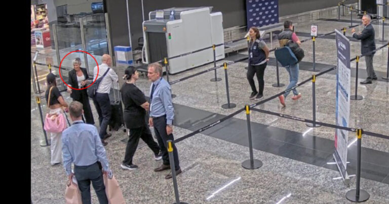 Valijas: la vicejefa de la Aduana del aeroparque fue la que dejó entrar sin control a la empleada de Leonardo Scatturice