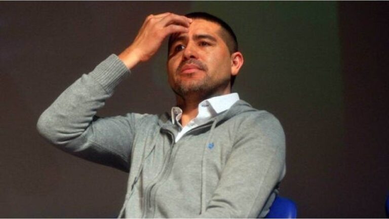 La frase de Riquelme a los jugadores de Boca tras la dura eliminación de la Copa Argentina