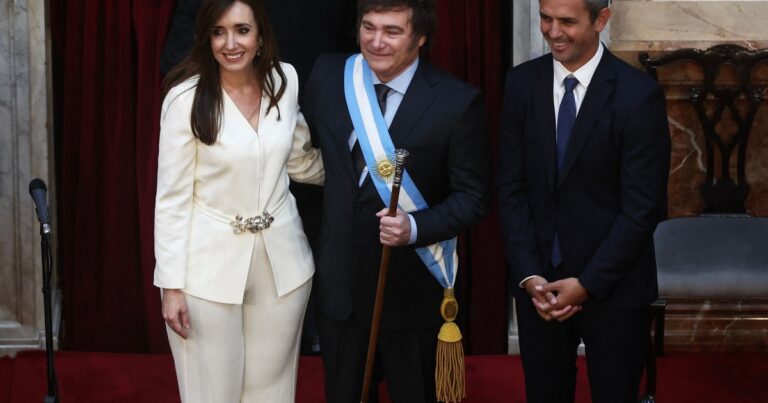 El Gobierno avanza con las privatizaciones pero la Bicameral de control no está constituida y la AGN debilitada