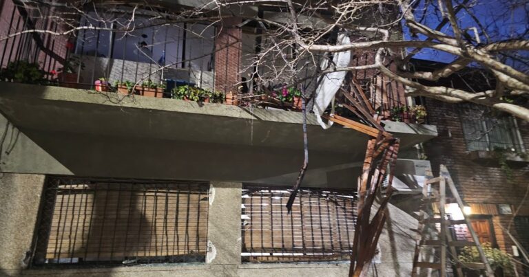Seis heridos por la explosión en una cocina de un departamento de Villa Pueyrredón: «Se escuchó a 100 metros a la redonda»