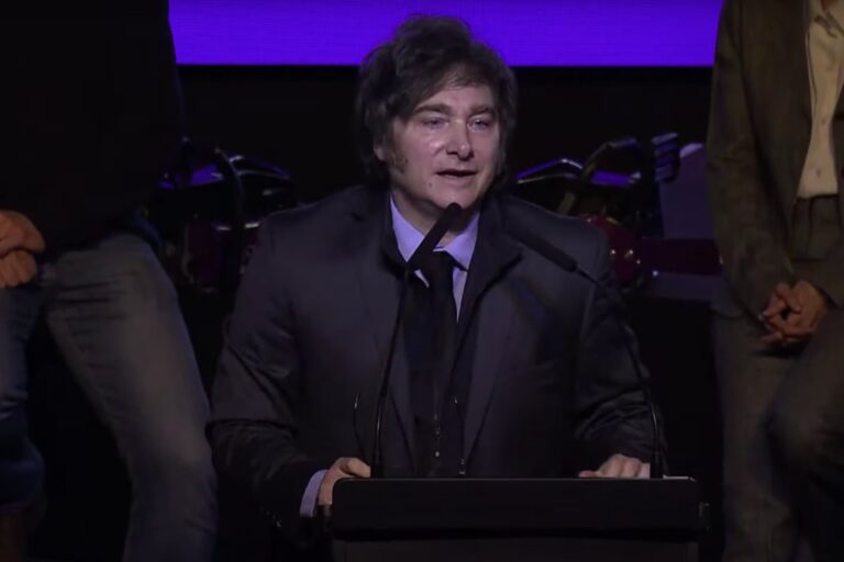 El furcio de Milei al apuntar contra el kirchnerismo: Les estamos afanando los choreos