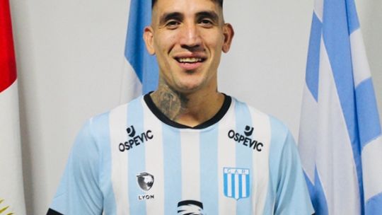 Ricardo Centurión vuelve al fútbol en Córdoba: «Hoy soy un racinguista más»