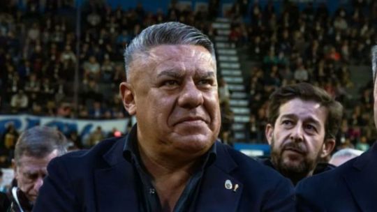 Denuncian desvíos de fondos en la AFA: un sponsor suspendió pagos y pidió la renuncia del Chiqui Tapia