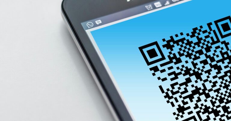 Pagás con QR y te vacían la cuenta: cómo funciona la nueva ola de estafas digitales