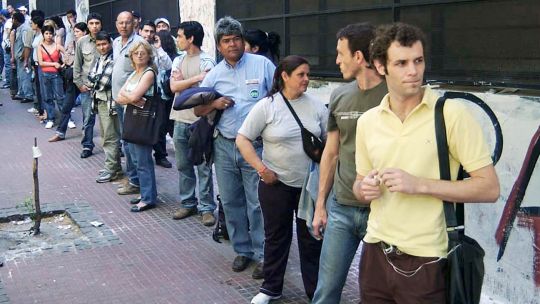 Crisis del empleo: Córdoba creó 6.200 trabajos formales y perdió menos puestos que el promedio nacional