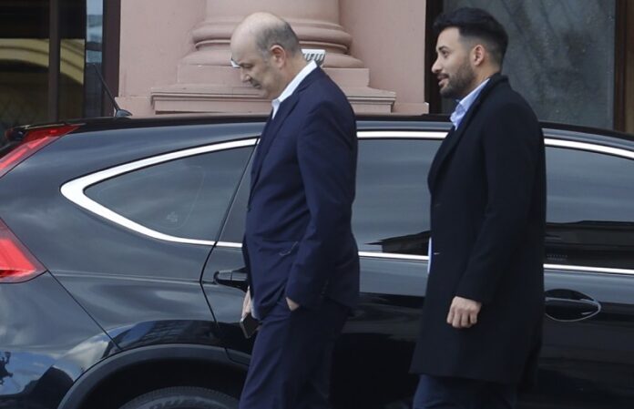 3010883-el-gobierno-admitio-que-se-anotaron-solo-10-alumnos-al-curso-de-la-esposa-de-sturzene69a69889e2b7a