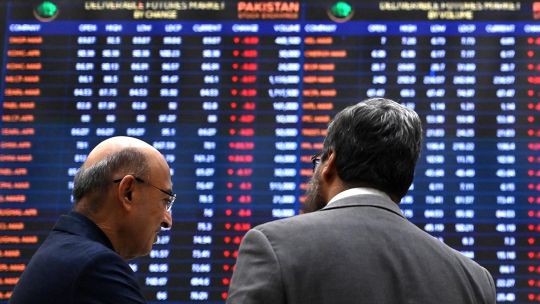 Mercados argentinos suben al compás de Wall Street