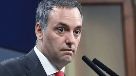Manuel Adorni en el Congreso durante una sesión