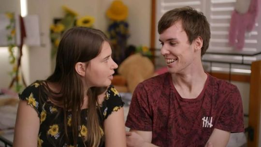 Póster o escena de la tercera temporada de la serie documental 'Amor en el Espectro' de Netflix.