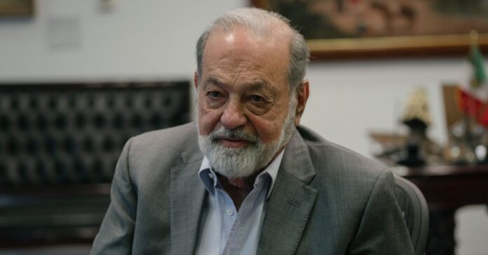 Carlos Slim, empresario mexicano, durante una conferencia.