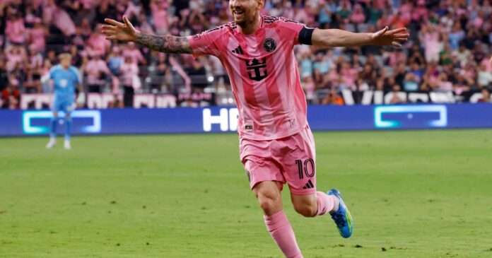 Lionel Messi de Inter Miami en acción durante un partido de la MLS.