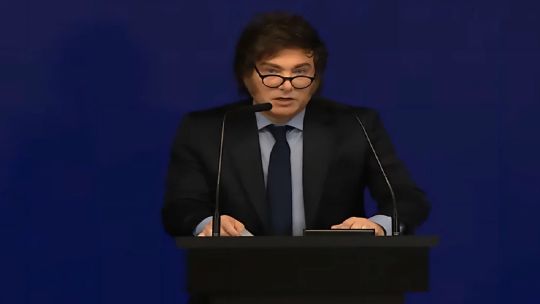 El presidente Javier Milei durante un discurso público.