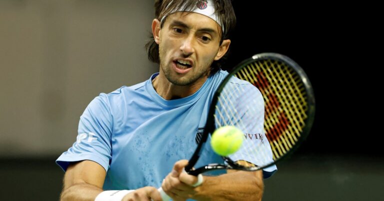 Thiago Tirante celebra su victoria ante Ben Shelton en el ATP 250 de Houston.