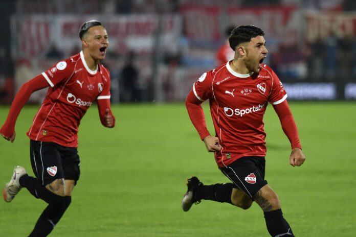 Partido de fútbol de la Copa Argentina 2026 entre Independiente y Unión de Santa Fe