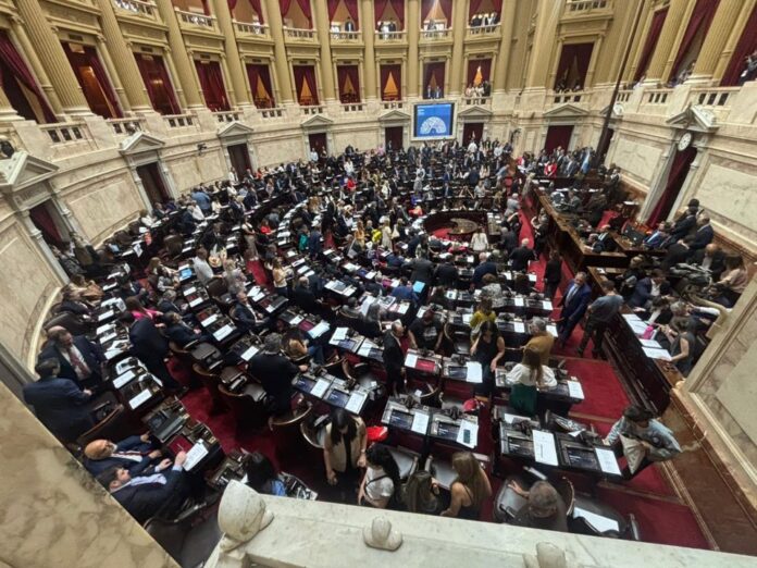 Fachada del Congreso Nacional, Cámara de Diputados