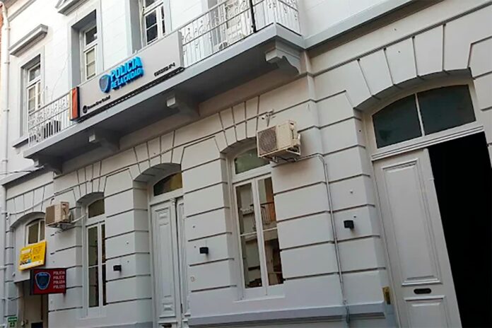 mas-de-2600-casos-de-violencia-institucional-en-caba-durante-2025 Manifestación contra la violencia institucional en la Ciudad de Buenos Aires