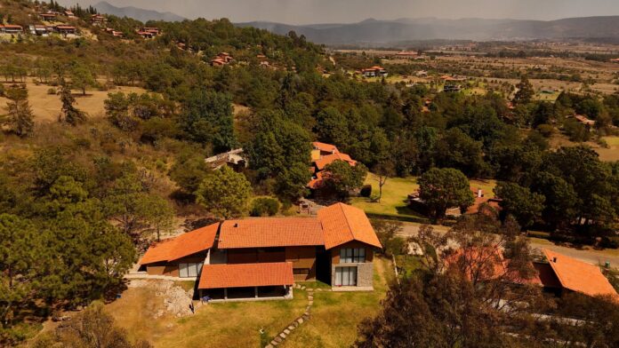 Terreno en Tapalpa Country Club vinculado a El Mencho