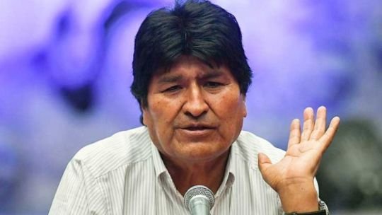 tiago-oryan-advirtio-tension-bolivia-evo-morales Manifestantes en calles de Bolivia durante protestas