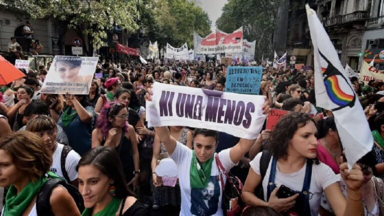 Gráfico con datos de femicidios en Argentina en 2026