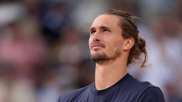 alexander-zverev-vencio-a-flavio-cobolli-y-gano-roland-garros Alexander Zverev celebra su victoria en la final de Roland Garros