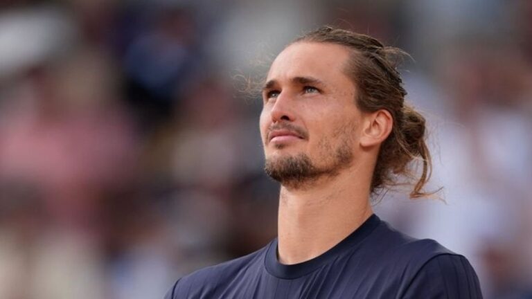 Alexander Zverev celebra su victoria en la final de Roland Garros