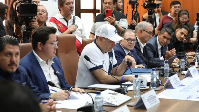 Sesión del Congreso de Guatemala sobre frecuencia 5G