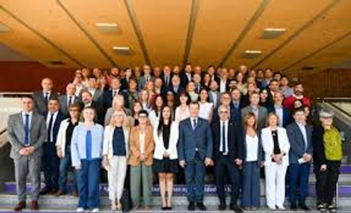 Negociaciones entre el Gobierno y el Consejo Interuniversitario Nacional sobre financiamiento universitario