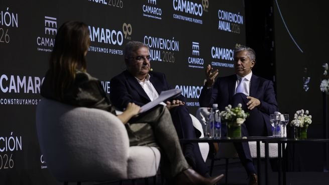 gobernadores-neuquen-catamarca-respaldaron-rigi-politica-estado Gobernadores Rolando Figueroa y Raúl Jalil en panel de la Cámara Argentina de la Construcción