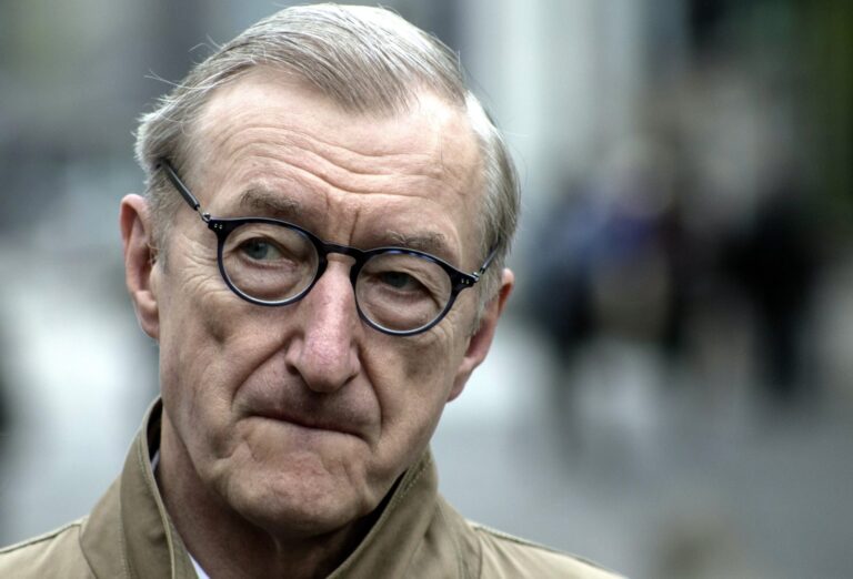 Julian Barnes