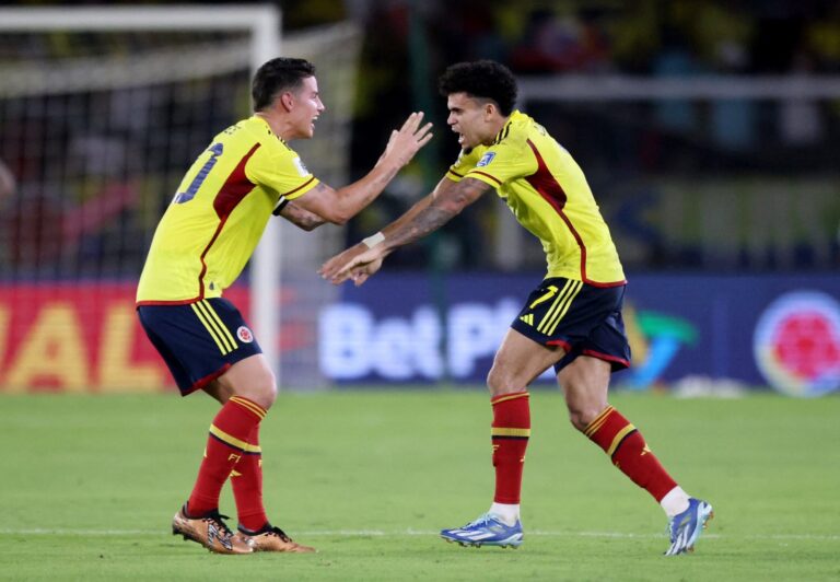 James Rodríguez y Luis Díaz durante concentración de la Selección Colombia en Guadalajara