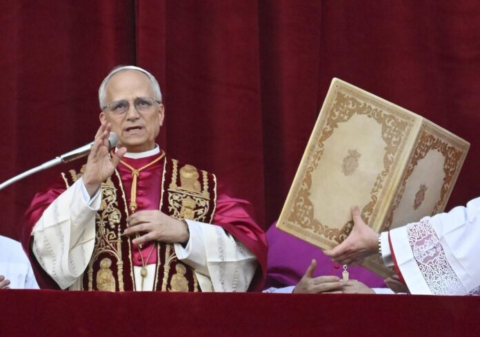 El papa León XIV durante su visita a la Conferencia Episcopal Española en Madrid