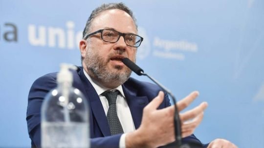 Matías Kulfas en entrevista sobre economía argentina