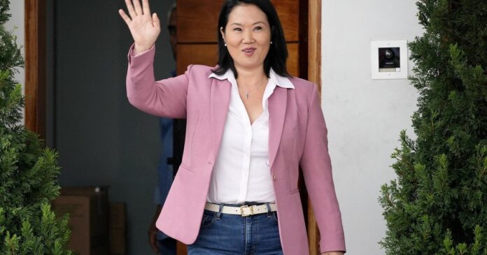 Keiko Fujimori durante un acto electoral en Perú