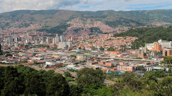 Manuel Villa Mejía, secretario de Seguridad de Medellín, en entrevista