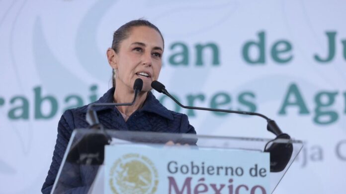 Claudia Sheinbaum durante evento de entrega de tarjetas del Bienestar en San Quintín, Baja California