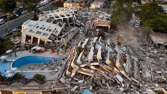 Edificios colapsados en La Guaira tras el doble terremoto en Venezuela